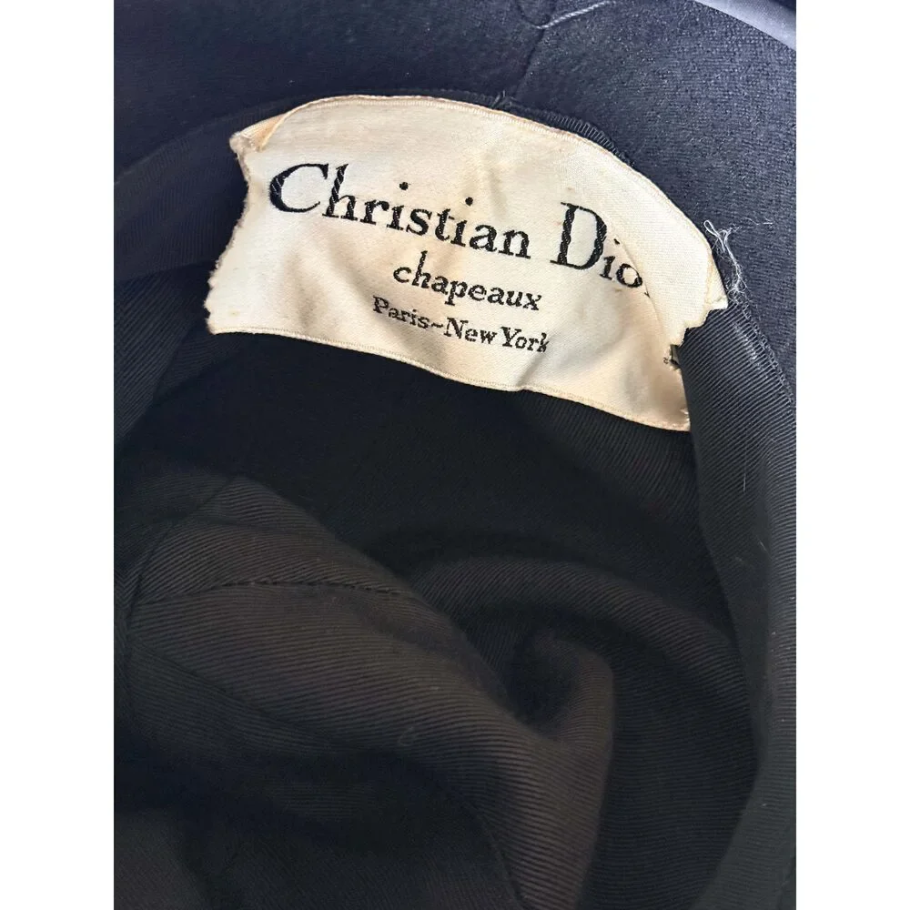 1950s Christian Dior Chapeaux Vintage Hat – Black Velvet Ribbon Trim Bucket Hat